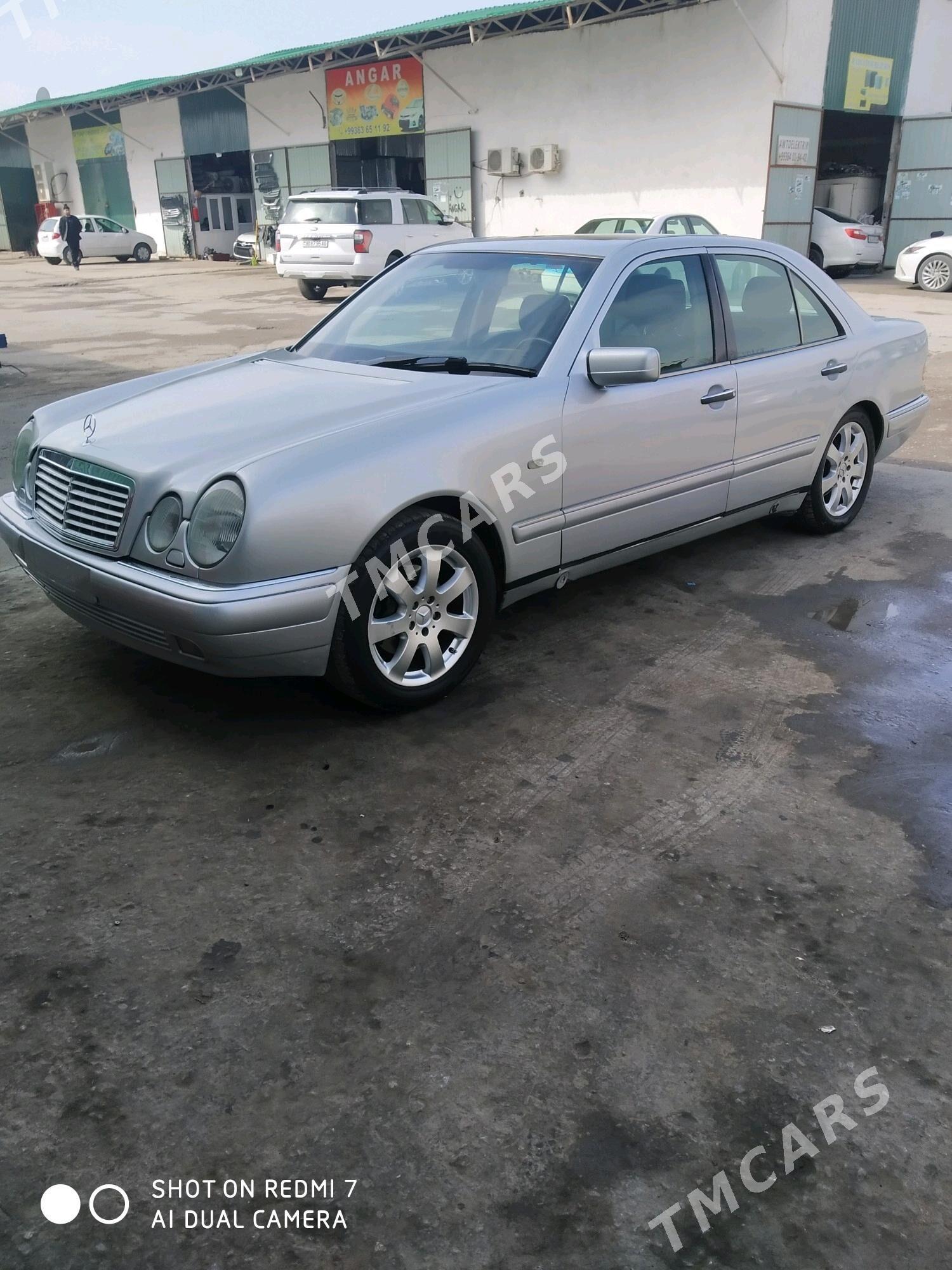 Mercedes-Benz E420 1996 - 70 000 TMT - Bedew - img 2