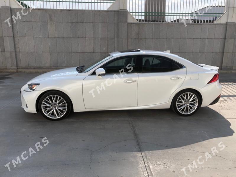 Lexus IS 2019 - 385 000 TMT - Aşgabat - img 3