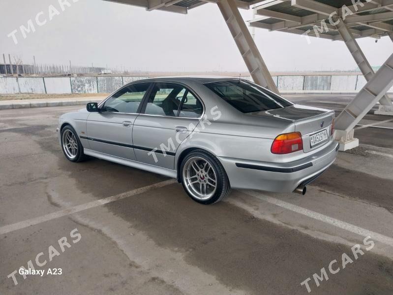 BMW E39 2001 - 135 000 TMT - Мары - img 4