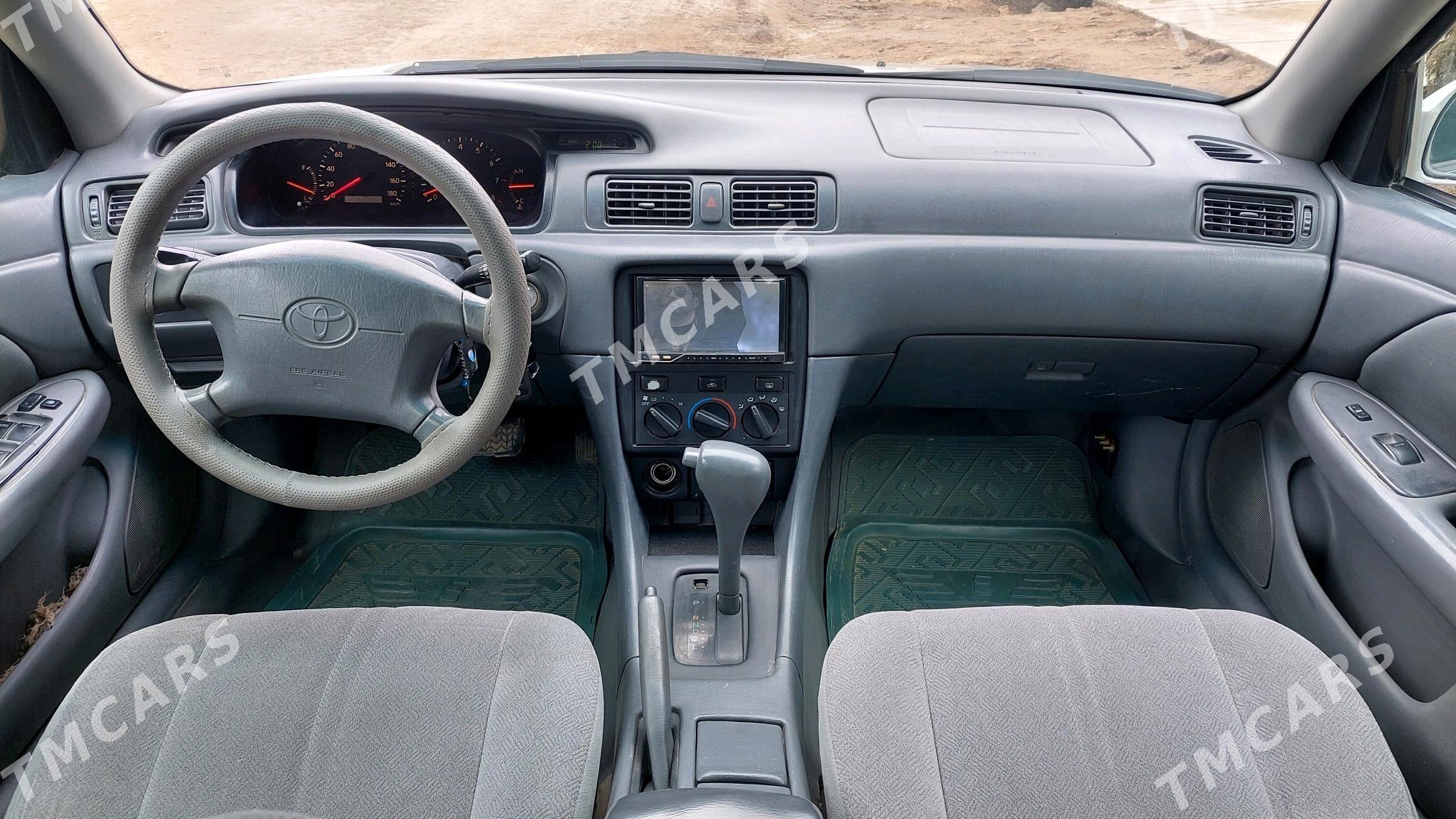 Toyota Camry 2001 - 140 000 TMT - Шабатский этрап - img 3