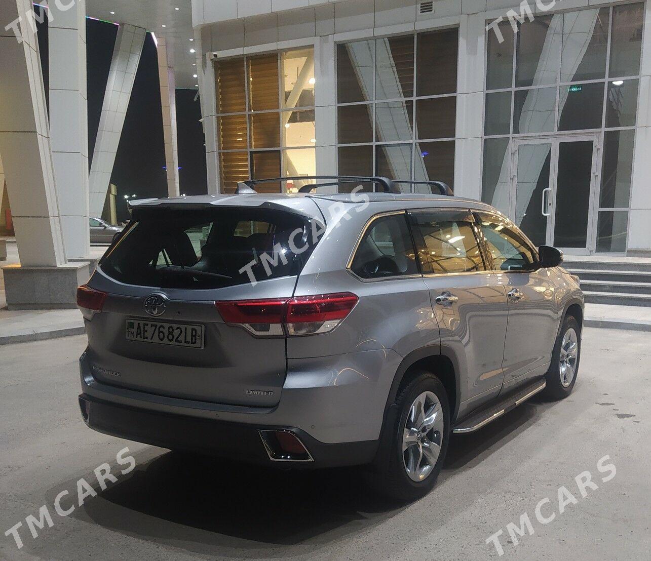 Toyota Highlander 2018 - 470 000 TMT - Türkmenabat - img 2