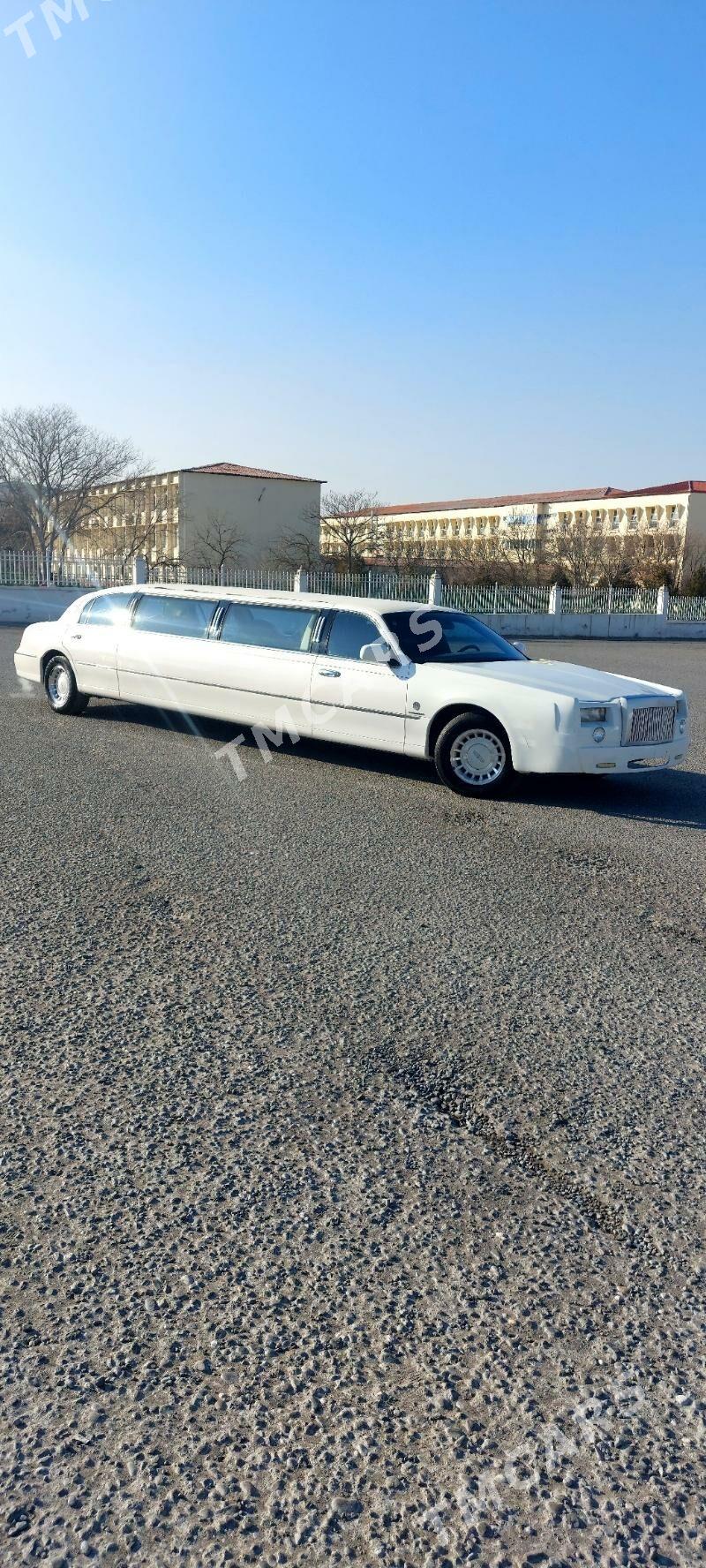 Lincoln Town Car 2002 - 240 000 TMT - Ашхабад - img 3