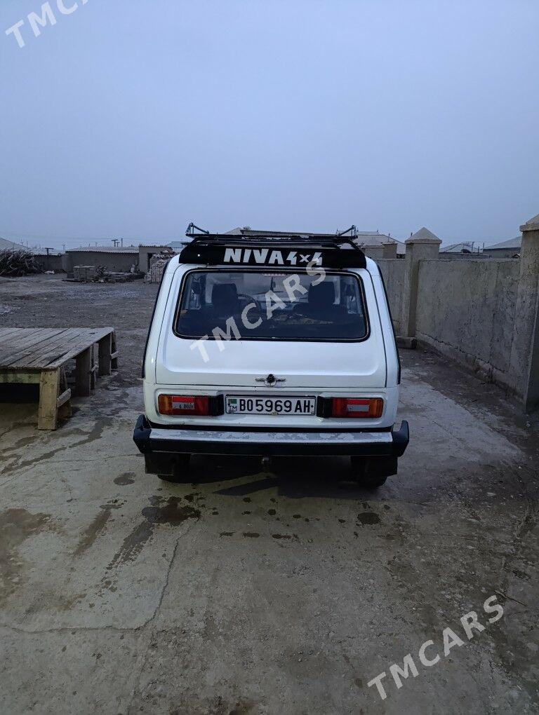 Lada Niva 1985 - 30 000 TMT - Кака - img 5