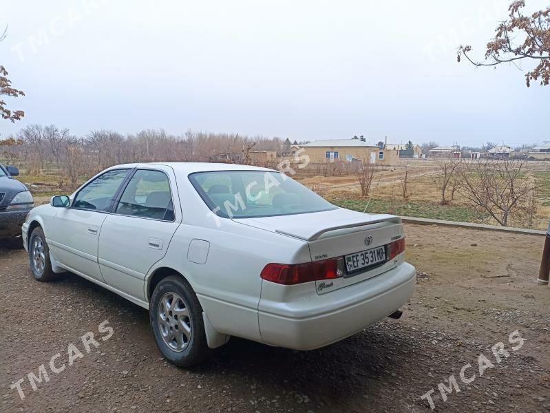 Toyota Camry 2001 - 150 000 TMT - Baýramaly - img 3