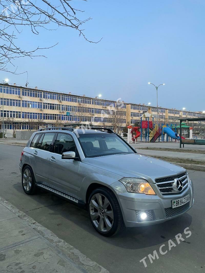 Mercedes-Benz GLK 350 2010 - 265 000 TMT - Aşgabat - img 2