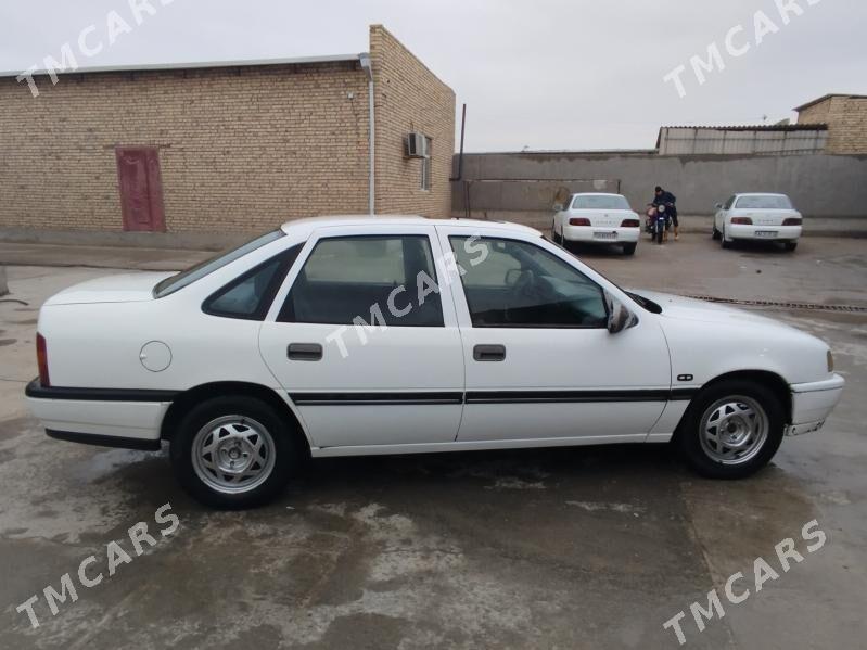 Opel Vectra 1992 - 22 000 TMT - Garabekewül - img 2