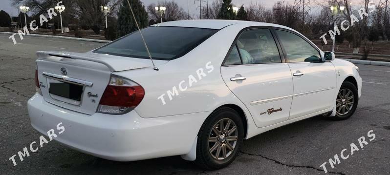 Toyota Camry 2005 - 240 000 TMT - Дашогуз - img 4