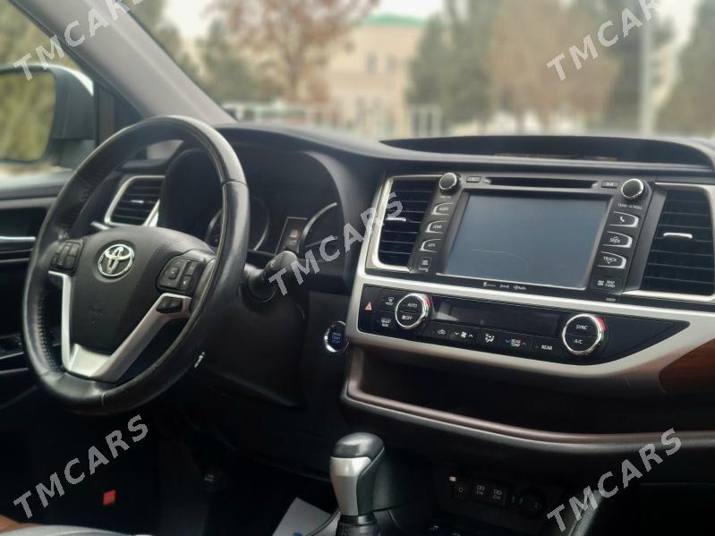 Toyota Highlander 2019 - 560 000 TMT - Мары - img 4