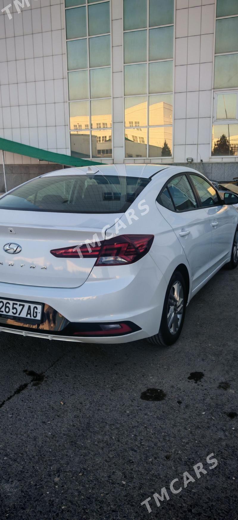 Hyundai Elantra 2020 - 205 000 TMT - Hitrowka - img 3