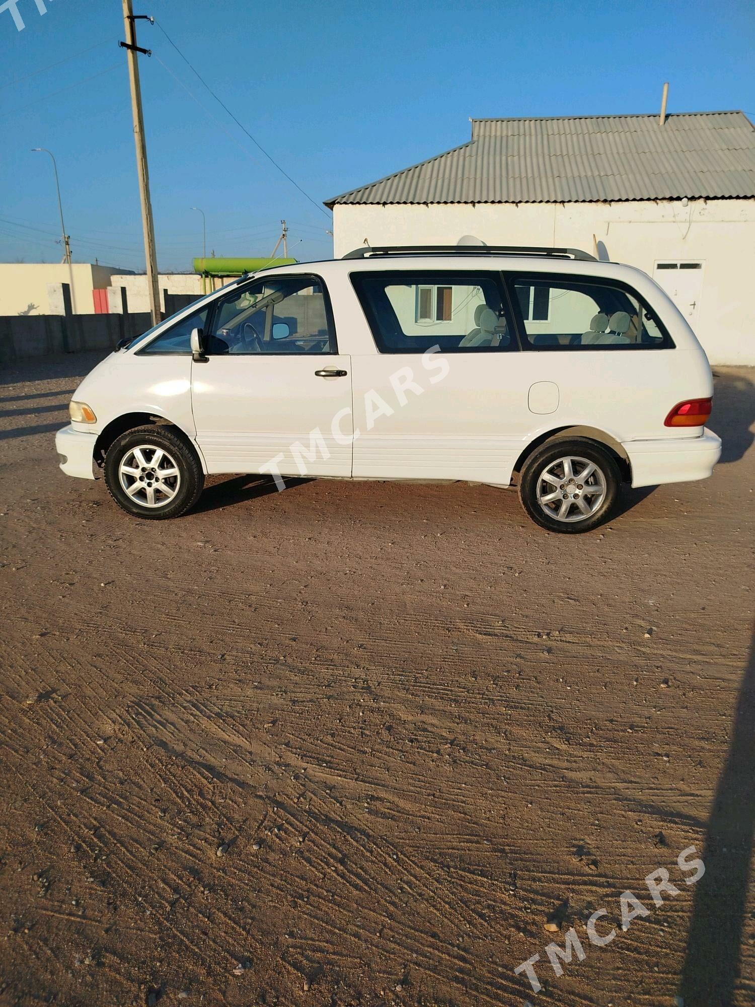 Toyota Previa 1995 - 66 000 TMT - Türkmenbaşy - img 3