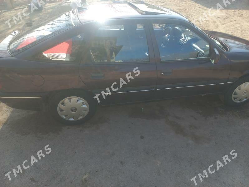 Opel Vectra 1992 - 25 000 TMT - Gubadag - img 2