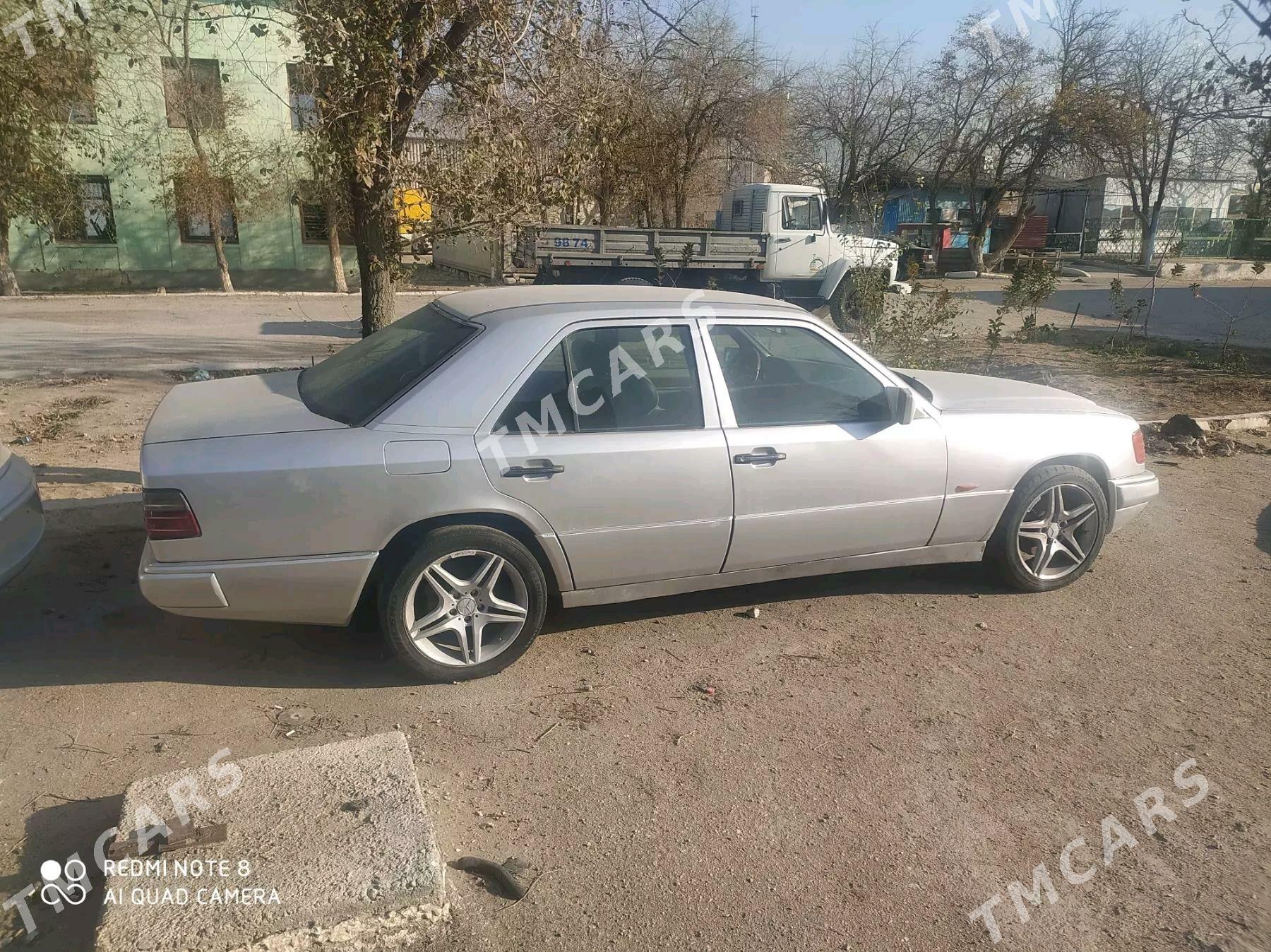 Mercedes-Benz 230E 1988 - 40 000 TMT - Türkmenbaşy - img 1