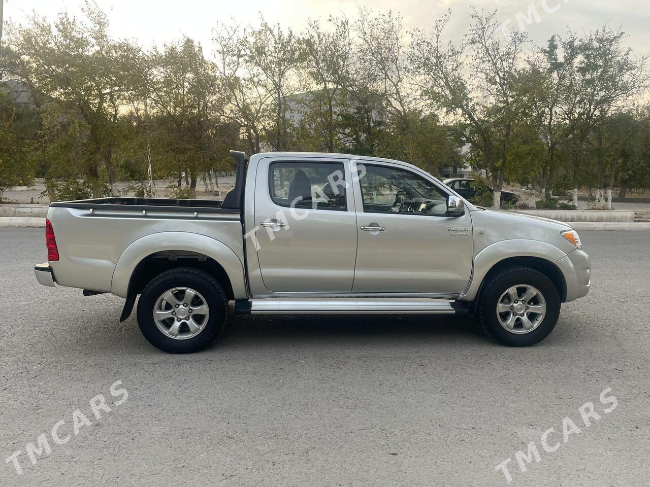 Toyota Hilux 2007 - 230 000 TMT - Türkmenbaşy - img 3