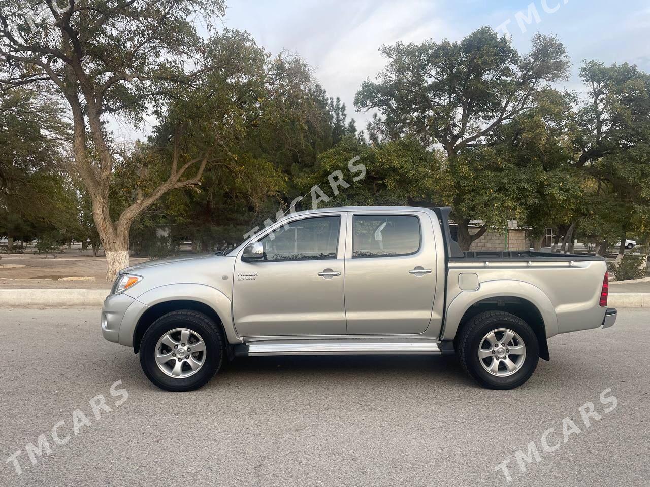 Toyota Hilux 2007 - 230 000 TMT - Türkmenbaşy - img 8