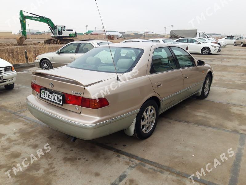 Toyota Camry 2001 - 142 000 TMT - Baýramaly - img 5