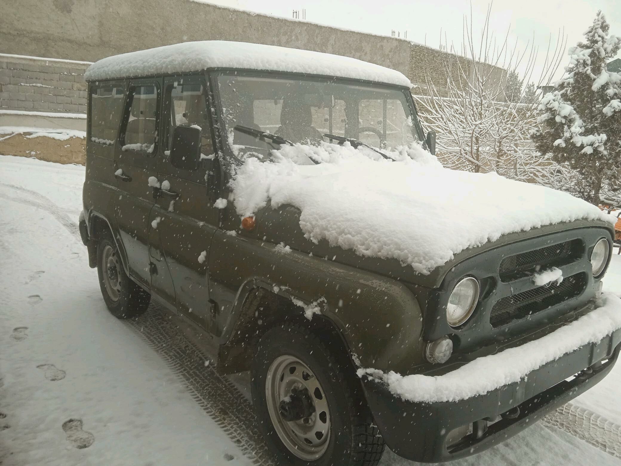 UAZ 469 2005 - 75 000 TMT - Бахарден - img 6