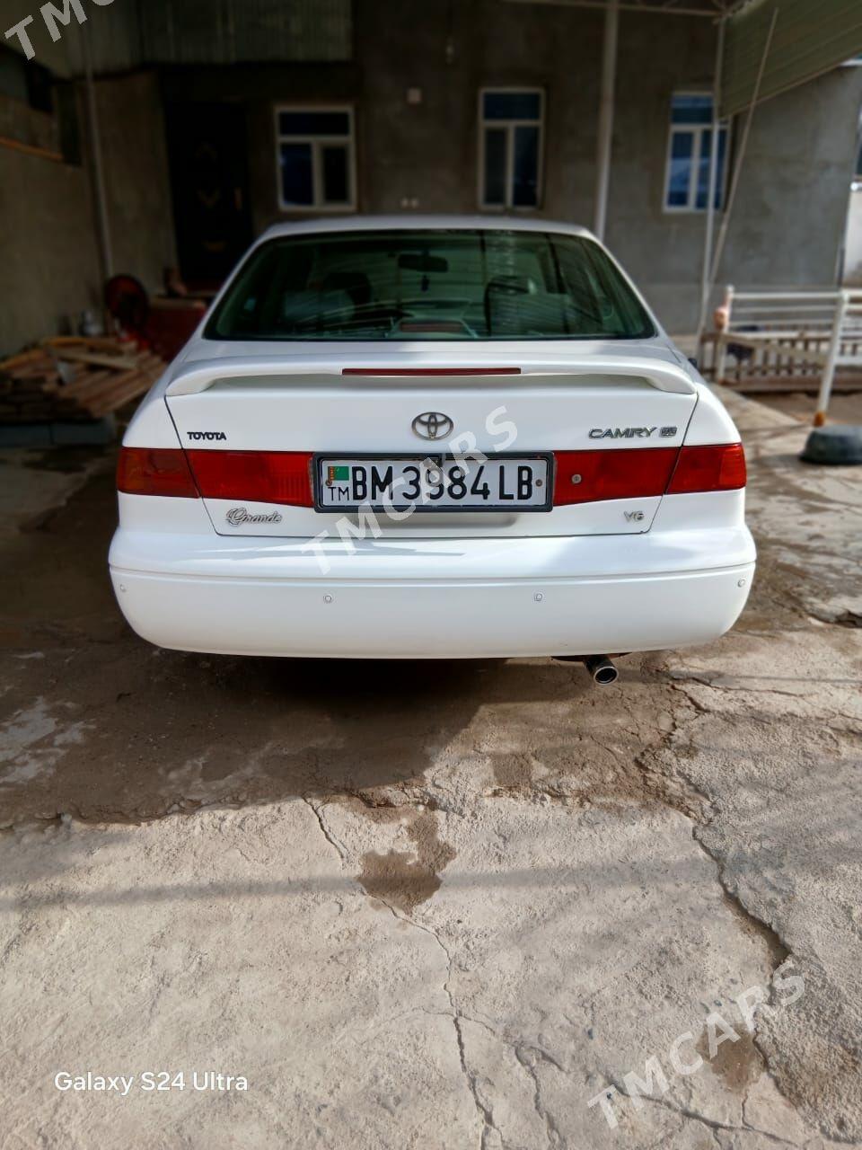 Toyota Camry 2001 - 110 000 TMT - Магданлы - img 3