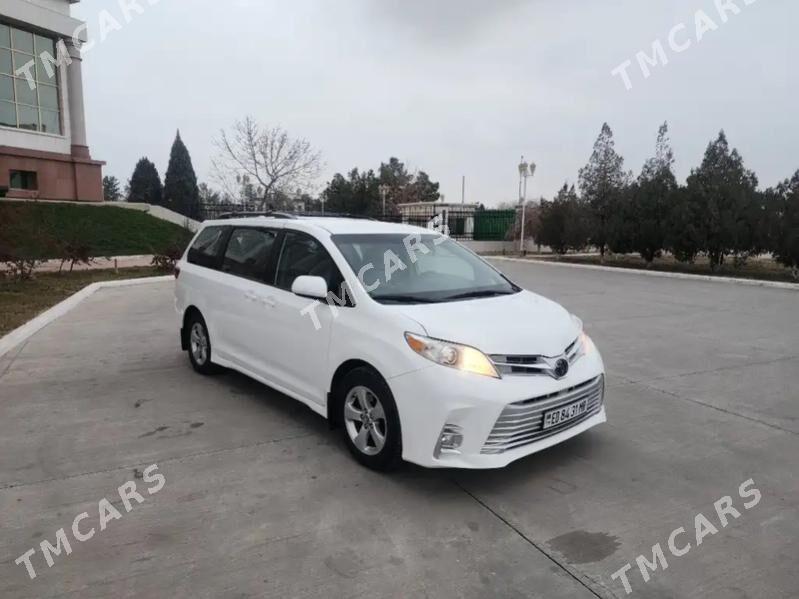 Toyota Sienna 2020 - 400 000 TMT - Baýramaly - img 4