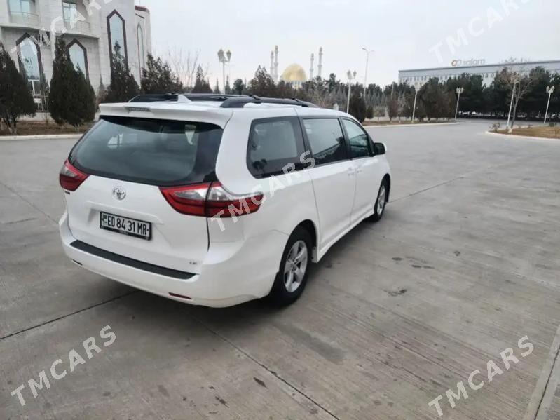 Toyota Sienna 2020 - 400 000 TMT - Baýramaly - img 5