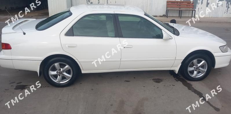 Toyota Camry 2001 - 125 000 TMT - Туркменбаши - img 3