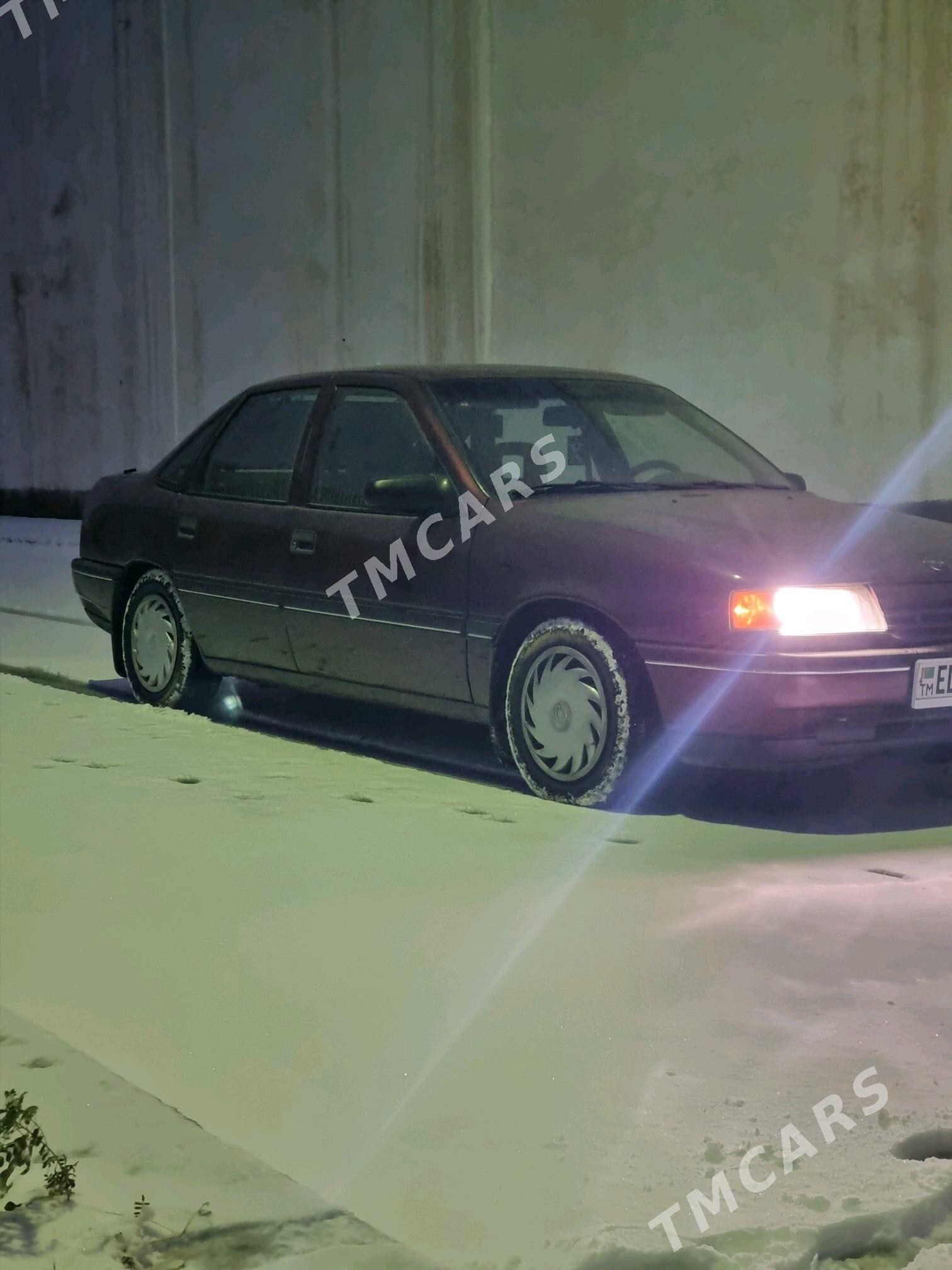 Opel Vectra 1992 - 40 000 TMT - Сакарчага - img 7