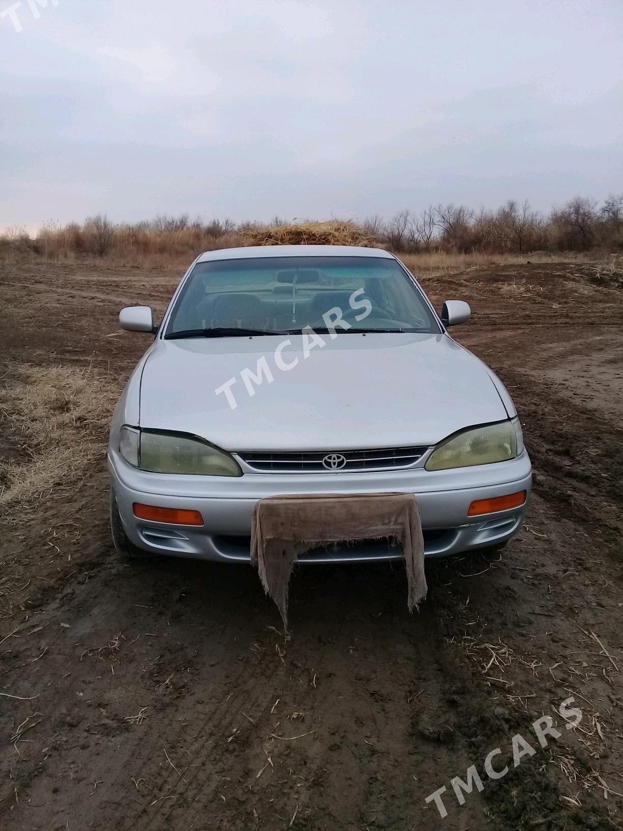 Toyota Camry 1993 - 70 000 TMT - Кёнеургенч - img 2