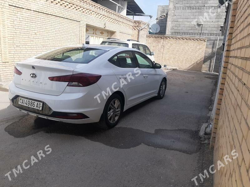 Hyundai Elantra 2020 - 215 000 TMT - Гуртли - img 2