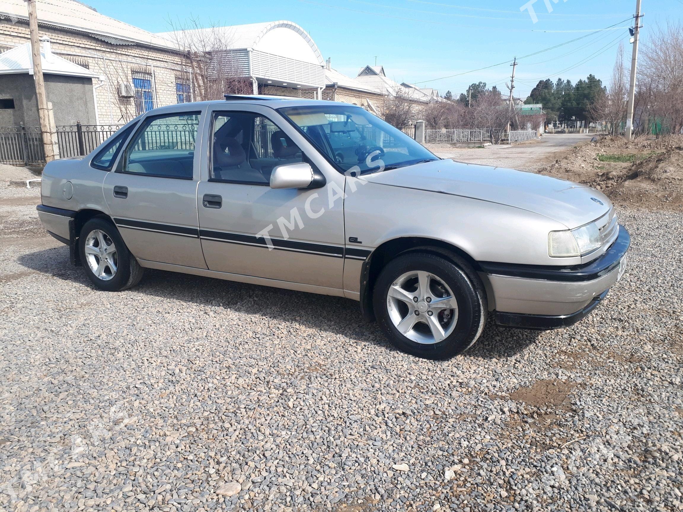 Opel Vectra 1990 - 30 000 TMT - Мары - img 2