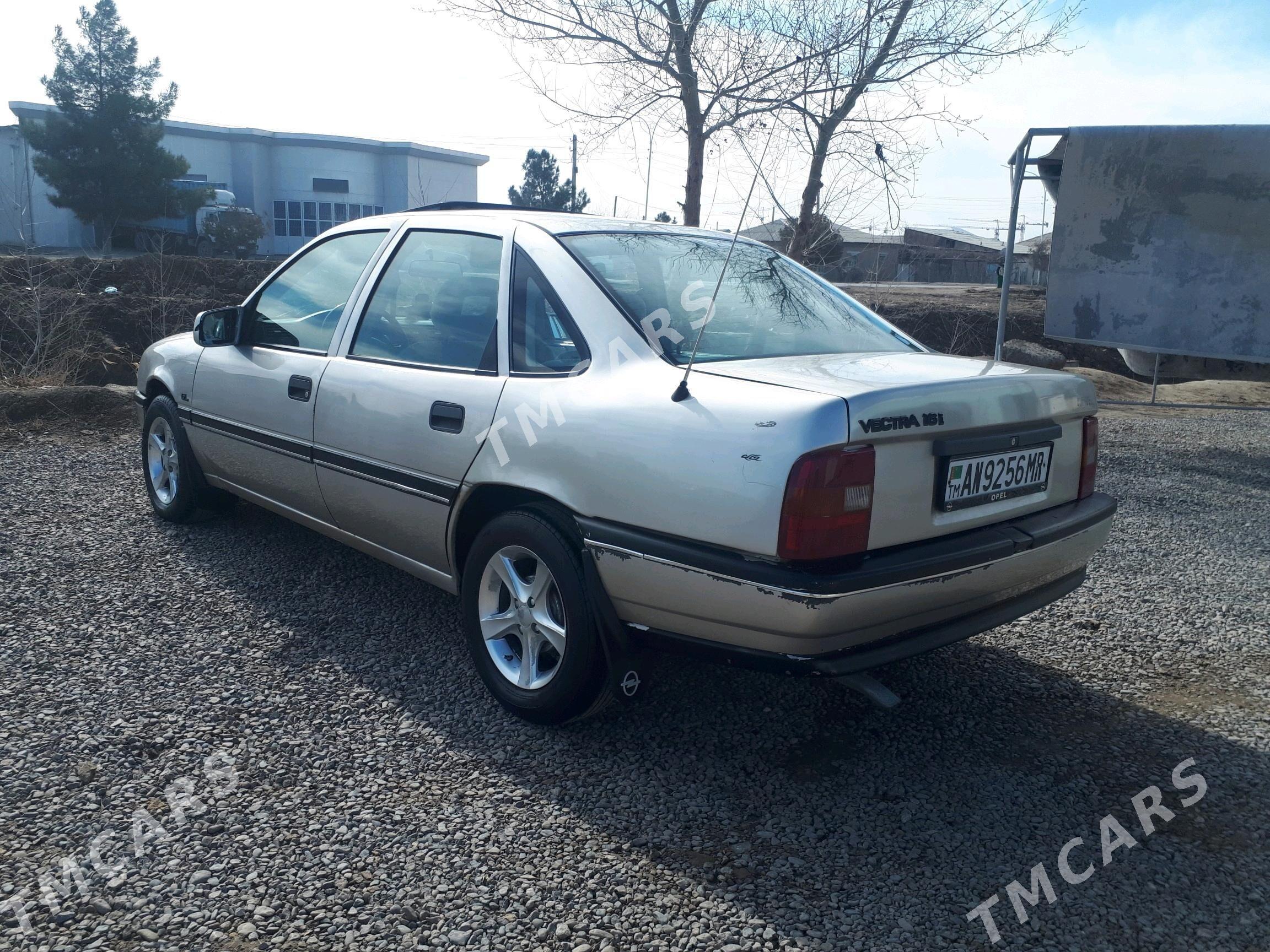 Opel Vectra 1990 - 30 000 TMT - Мары - img 3