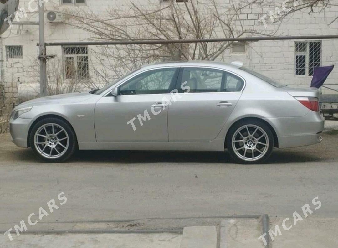 BMW E60 2004 - 130 000 TMT - Туркменбаши - img 4