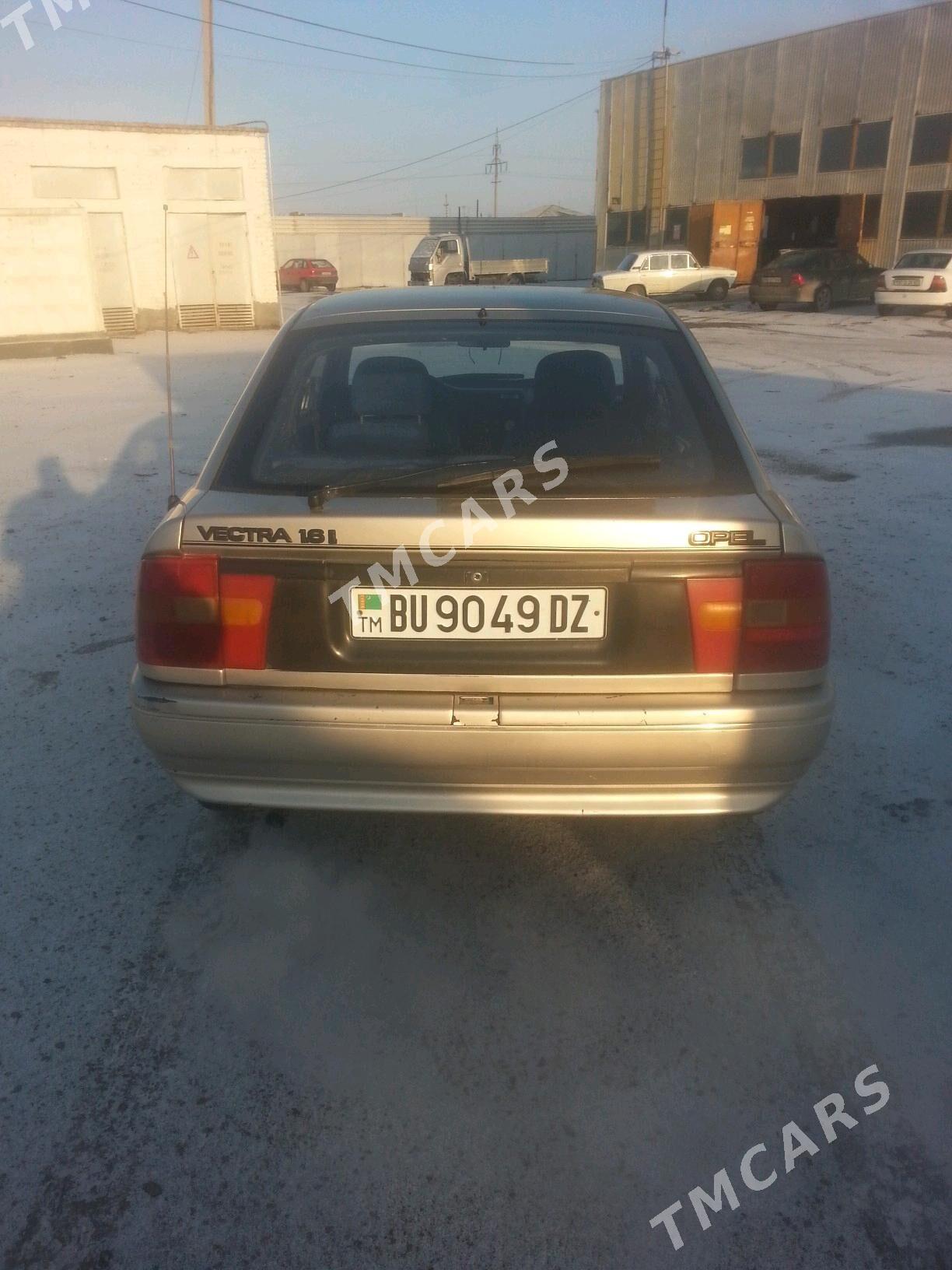 Opel Vectra 1990 - 30 000 TMT - Daşoguz - img 4