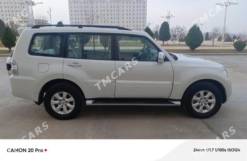 Mitsubishi Pajero 2015 - 316 000 TMT - Aşgabat - img 3