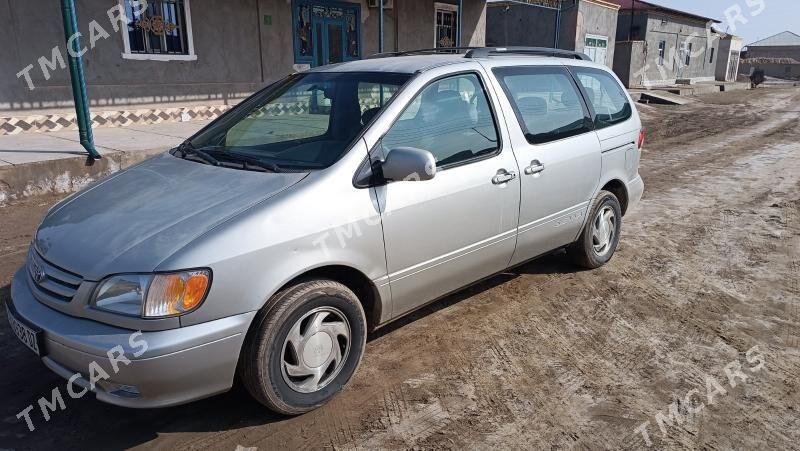 Toyota Sienna 2002 - 155 000 TMT - Şabat etr. - img 3