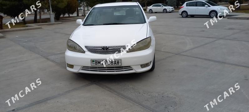 Toyota Camry 2004 - 110 000 TMT - 8 мкр - img 3