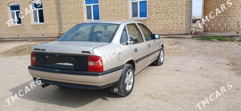 Opel Vectra 1989 - 45 000 TMT - Murgap - img 2