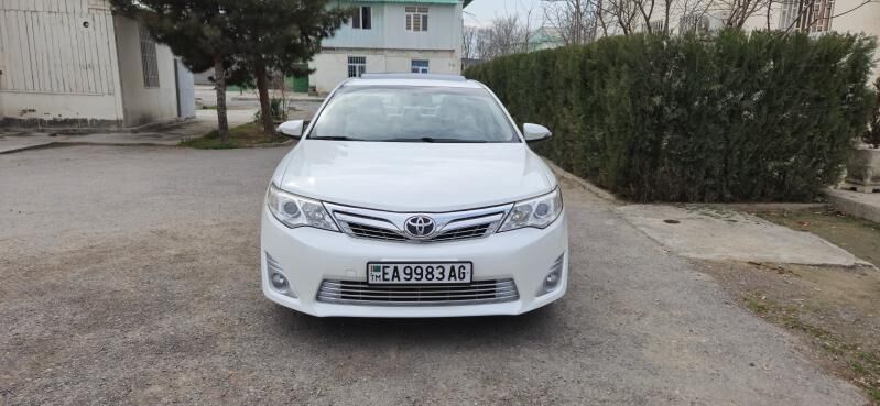 Toyota Camry 2014 - 285 000 TMT - Бедев - img 9