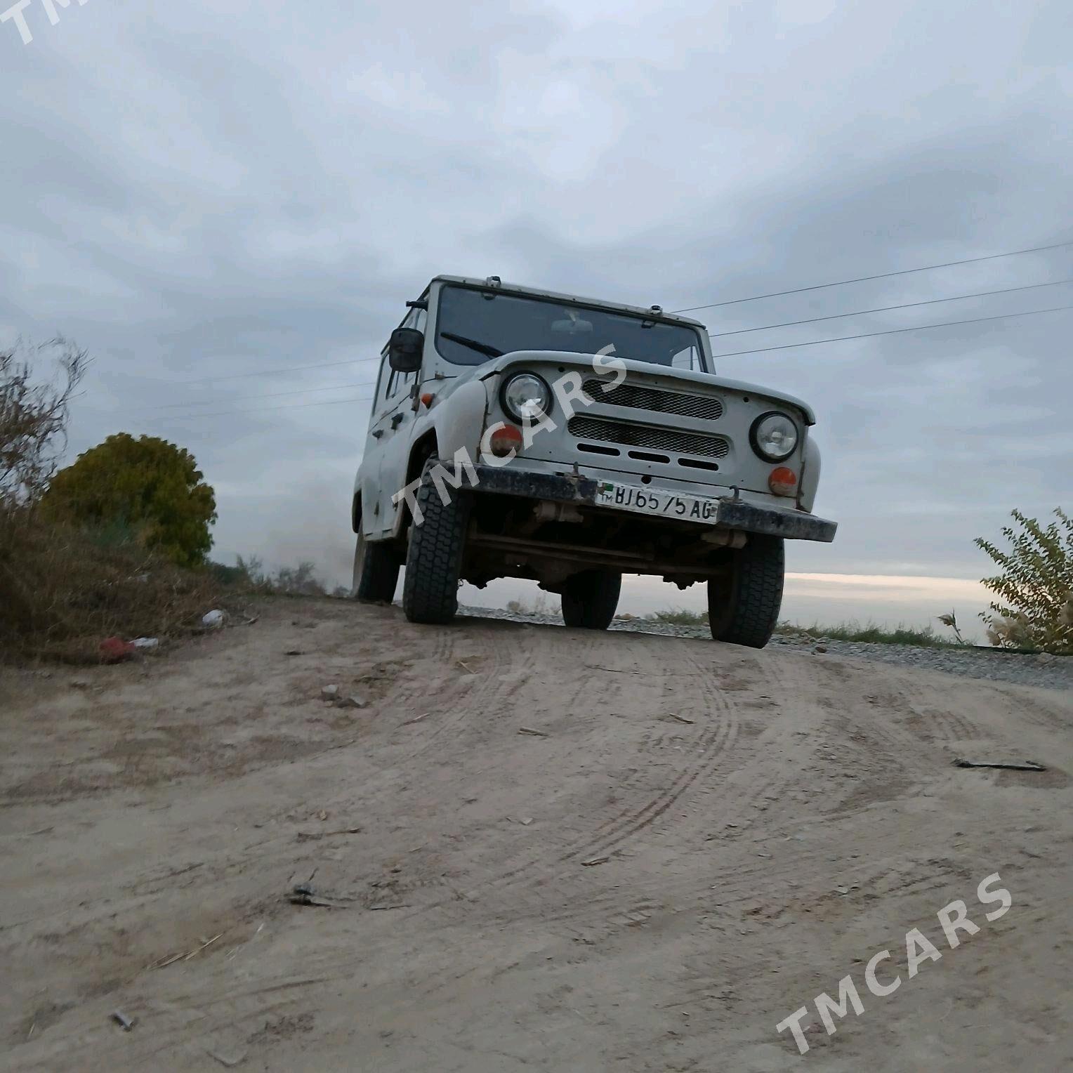 UAZ 469 2000 - 24 000 TMT - Aşgabat - img 3