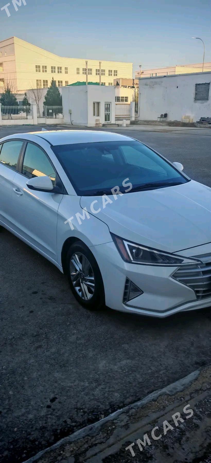 Hyundai Elantra 2019 - 208 000 TMT - Aşgabat - img 2