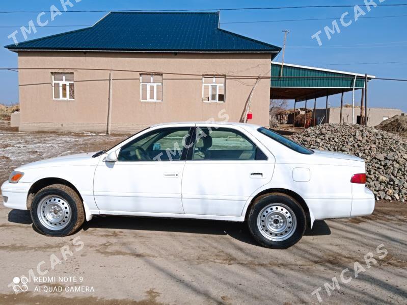 Toyota Camry 2000 - 125 000 TMT - Köneürgenç - img 4