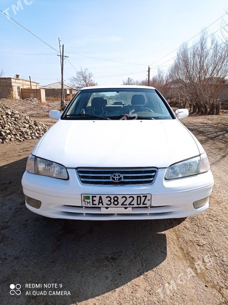 Toyota Camry 2000 - 125 000 TMT - Köneürgenç - img 5