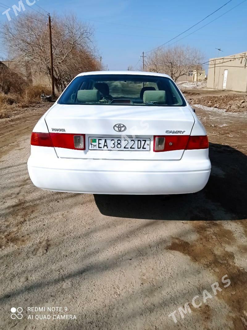 Toyota Camry 2000 - 125 000 TMT - Köneürgenç - img 7