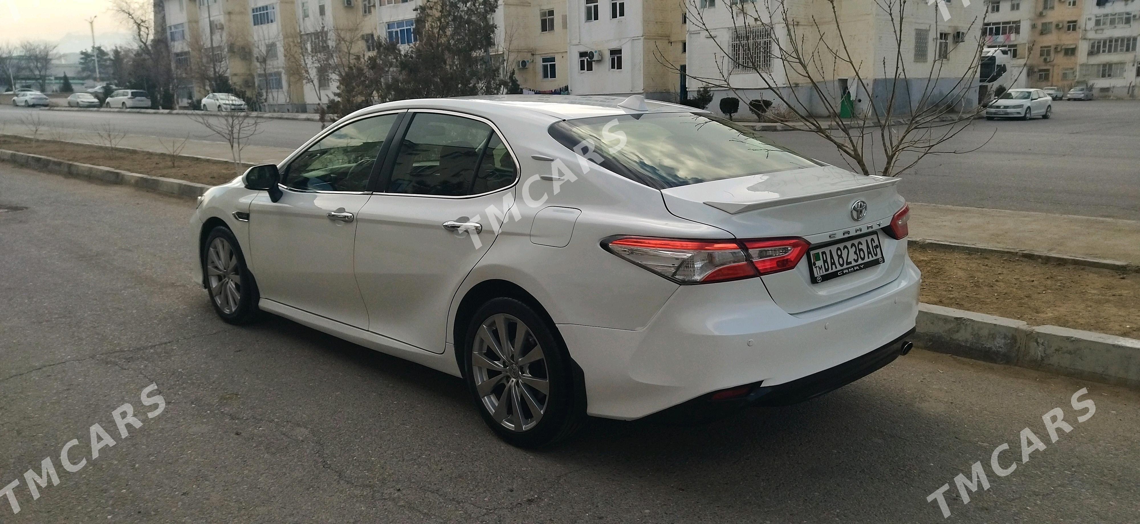 Toyota Camry 2019 - 240 000 TMT - 11 mkr - img 6