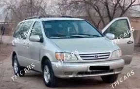 Toyota Sienna 2002 - 170 000 TMT - етр. Туркменбаши - img 2