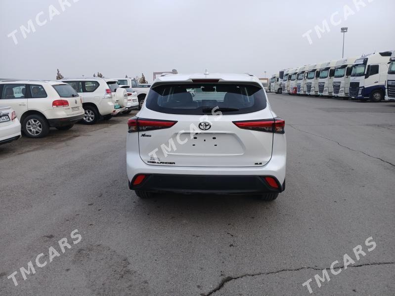 Toyota Highlander 2022 - 630 000 TMT - Теджен - img 6