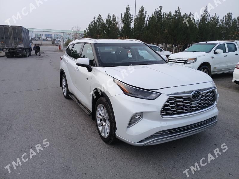 Toyota Highlander 2022 - 630 000 TMT - Теджен - img 4