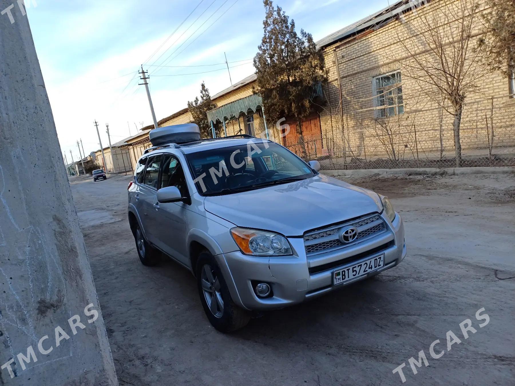 Toyota RAV4 2010 - 170 000 TMT - Дашогуз - img 2