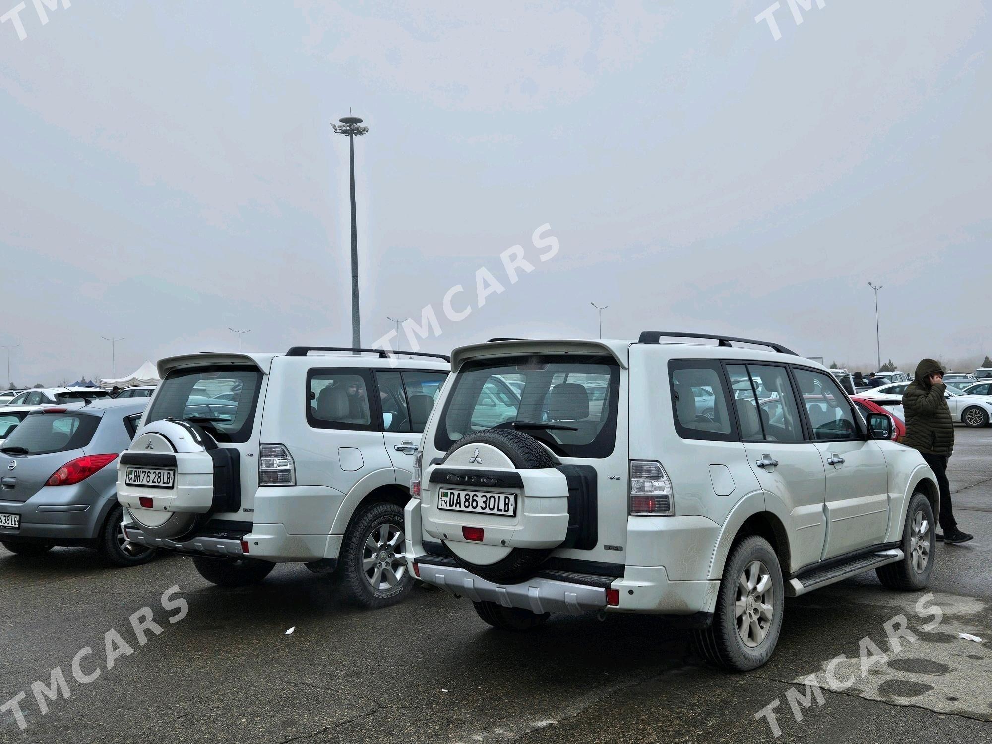 Mitsubishi Pajero 2014 - 240 000 TMT - Туркменабат - img 4