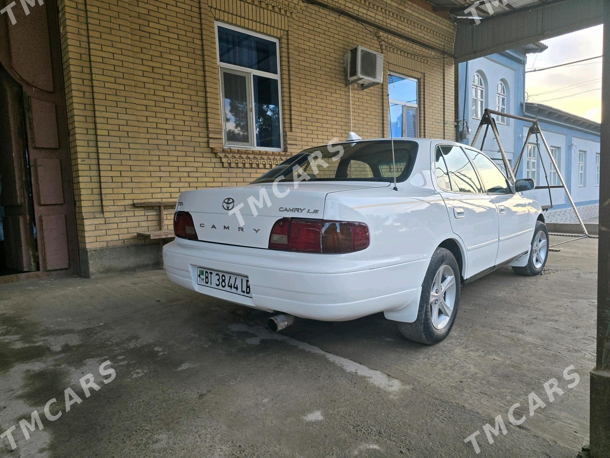 Toyota Camry 1996 - 75 000 TMT - Türkmenabat - img 4