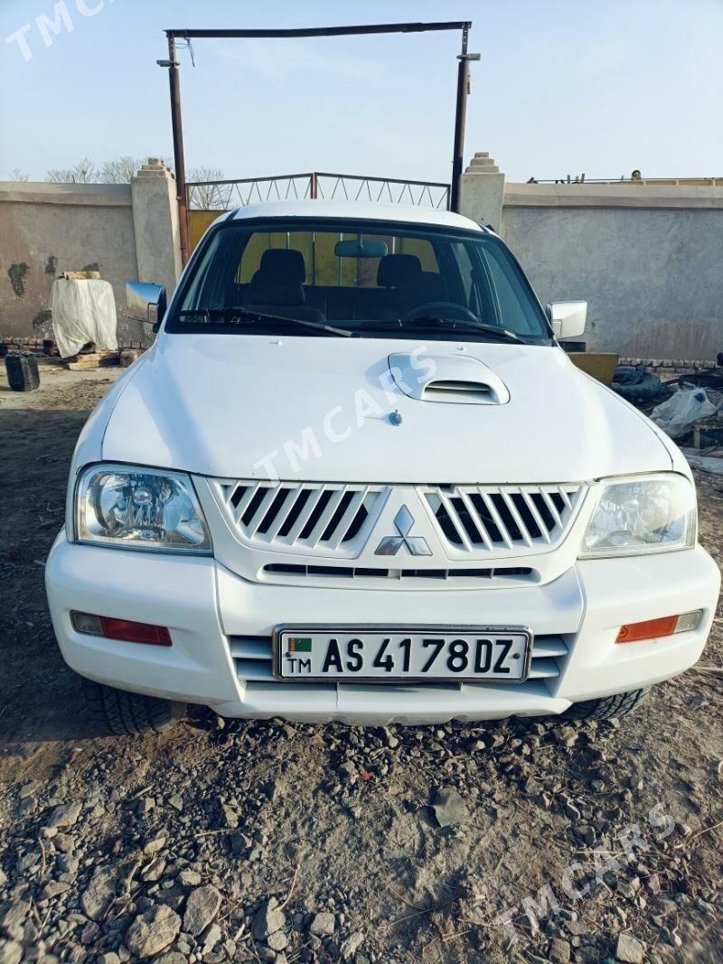 Mitsubishi L200 2006 - 75 000 TMT - Дашогуз - img 3