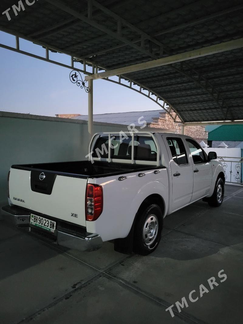 Nissan Navara 2010 - 165 000 TMT - Balkanabat - img 3